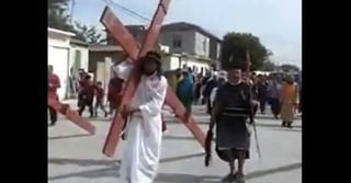 Como medidas de seguridad, al menos en dos iglesias se suspendió la realización de Vía Crucis. (ESPECIAL) 

