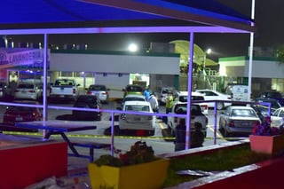 El asesinato ocurrió en estacionamiento de centro comercial. (EL SIGLO DE TORREÓN) 