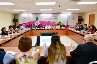 Atienden. Instalan en Torreón Mesa Interinstitucional y presenta plan de trabajo para atender solicitud de Alerta de Género. (CORTESÍA)