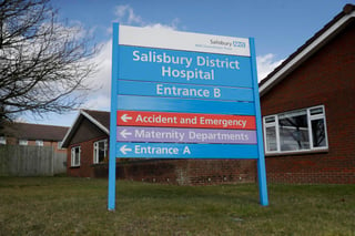 El hospital Salisbury District indicó hoy que la mejoría de salud que experimenta Skripal, de 66 años, se debe a que 'responde bien al tratamiento'. (ARCHIVO)