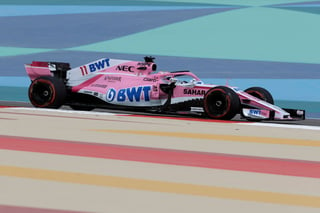 Sergio Pérez saldrá desde la posición 12 en el Gran Premio de Bahréin. (AP)