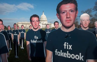 La red social Facebook lanzó este martes el programa Data Abuse Bounty, a través del cual se recompensará a las personas que informen sobre cualquier uso indebido de datos por parte de los desarrolladores de aplicaciones. (AP)