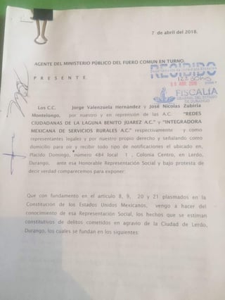 Jorge Valenzuela Hernández, líder de Redes Ciudadanas, aseguró que fue presentada la denuncia correspondiente en la Vicefiscalía 'y no la querían recibir'. (EL SIGLO DE TORREÓN) 