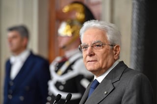 El presidente italiano, Sergio Mattarella, criticó a partidos.