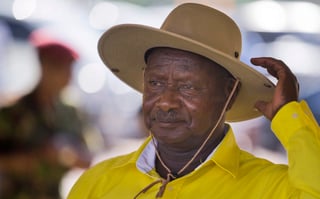 En 2014, Museveni firmó la Ley contra la Homosexualidad, que hizo ilegal ser gay en Uganda. (ARCHIVO)
