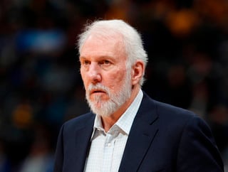Gregg Popovich, entrenador de los Spurs de San Antonio. (AP)