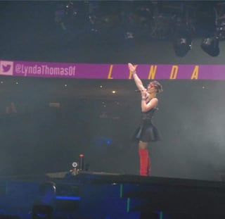  Anoche durante la presentación del 90s Pop Tour en la Arena Ciudad de México la cantante apareció. (ARCHIVO)