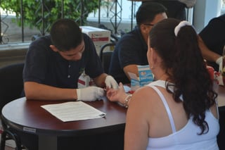 Espacio abierto. Las pruebas rápidas de detección de VIH en Torreón concluyeron alrededor de las 13:00 horas de ayer viernes. 