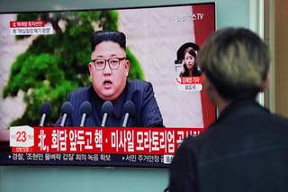El anuncio fue visto como una estrategia enfocada en establecer el tono de las conversaciones antes de la reunión de Kim con el presidente surcoreano Moon Jae-in el viernes y con el presidente estadounidense Donald Trump a fines de mayo o principios de junio. (EFE)