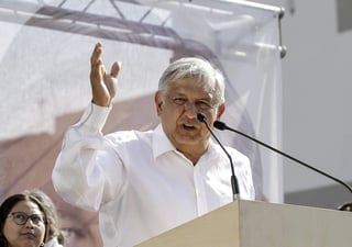 Es por la difusión de textos, imágenes y videos que contienen propaganda en contra de Morena y de su candidato presidencial, Andrés Manuel López Obrador. (ARCHIVO)