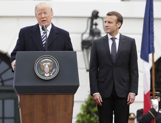 'Presidente Macron, pueblo de Francia, de Estados Unidos, ahora es el momento de la fortaleza. Así que seamos fuertes, estemos unidos', afirmó Trump. (EFE)