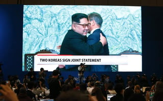 El líder norcoreano Kim Jong-un ha declarado este viernes que tiene la esperanza de una prosperidad conjunta y la reunificación de las dos Coreas. (EFE)