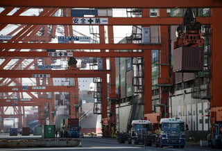 Comercio. Las importaciones alcanzaron 37 mil 732 millones de dólares en marzo. 
