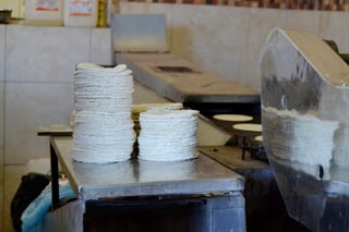 Petición. Precio de la tortilla varía según el establecimiento; ciudadanas piden que se regularice. (EDITH GONZÁLEZ)
