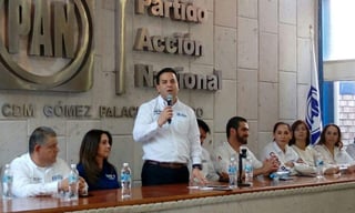 De visita por Gómez Palacio, el líder del blanquiazul hizo un llamado a los ciudadanos a apoyar al candidato de la coalición Por México al Frente. (EL SIGLO DE TORREÓN)