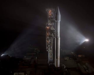 El cohete United Launch Alliance Atlas V 401 lleva en su interior el vehículo robótico que será el encargado de explorar el núcleo de Marte. (EFE)