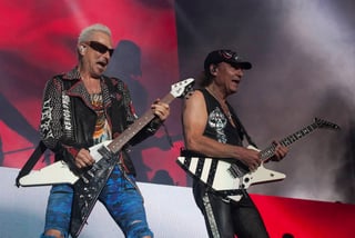 Con éxito. Scorpions expresó su amor por nuestro país en su presentación en el festival.