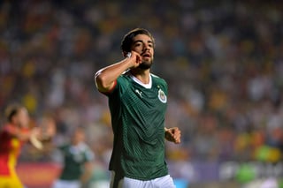 Se rumora que de no tener una oferta en Europa, Pizarro jugaría con Monterrey. (Archivo)