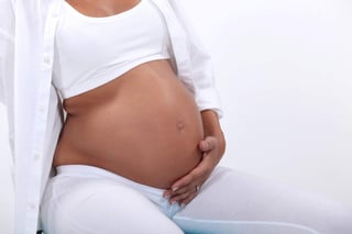El ejercicio físico supervisado y moderado durante el embarazo, influye positivamente en parto. (ARCHIVO)