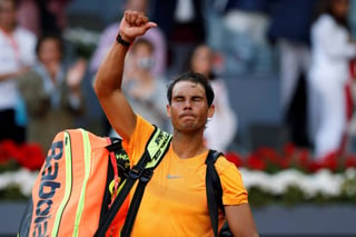 Rafael Nadal cayó 7-5, 6-3 ante Dominic Thiem y perdió la racha de 50 sets ganados al hilo en arcilla. (EFE)