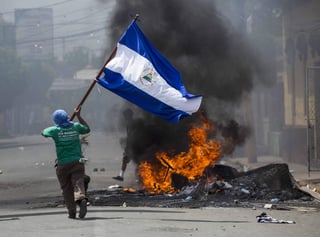 Más de 10 ciudades fueron escenarios de fuertes enfrentamientos entre manifestantes y la Policía Nacional, en al menos 8 departamentos (provincias) del norte, centro y Pacífico de Nicaragua. (EFE)