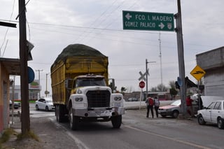 Recursos. El Gobierno estatal gestionará más recursos para atender obras y proyectos carreteros en La Laguna.
