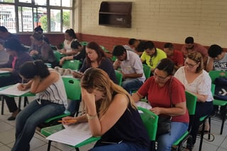 Proceso. El sábado se llevó a cabo la aplicación de exámenes para los aspirantes a Caes locales. (EL SIGLO DE TORREÓN)
