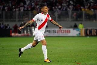 El delantero peruano Paolo Guerrero expresó que le están 'robando el Mundial y quizás mi carrera también'.
