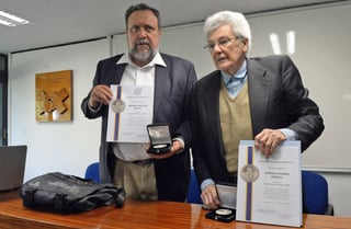 Referente. El filósofo lagunero Mauricio Beuchot y su colega Federico Álvarez reconocidos por su labor como académicos. (CORTESÍA)