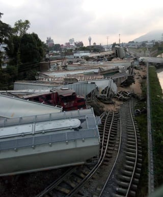 La ruta ferroviaria Valle de México-Puebla-Veracruz fue reabierta de manera paulatina luego del accidente ocurrido el pasado fin de semana en el municipio de Orizaba. (ARCHIVO)
