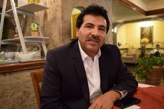 Va por el senado. Candidato a senador por Durango de la coalición 'Por México al Frente', José Ramón Enríquez. (CORTESÍA)