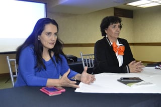 Respuesta. Sandra Sierra y Julieta Hernández ven la AVG como una solución a la violencia. (EDITH GONZÁLEZ)