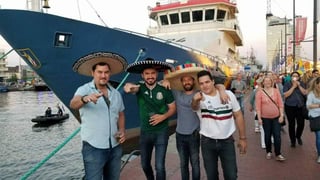 Fernando y Daniel Garza viajan a tierras eslavas en apoyo a la Selección Mexicana de futbol. (ESPECIAL)