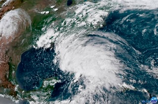 En camino. Esta imagen de satélite muestra a la tormenta tropical 'Alberto' que se dirige a Estados Unidos.