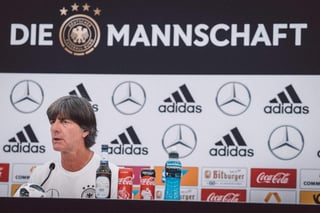 El técnico se dijo concentrado únicamente en el combinado de Alemania y descarta su candidatura al banquillo blanco. (Cortesía)