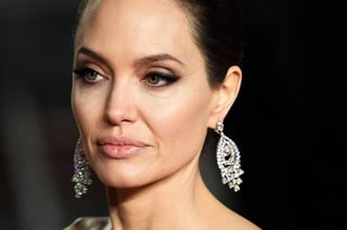 Jolie, ganadora de un Oscar y tres Globos de Oro, festeja este lunes su cumpleaños 43. (ARCHIVO)