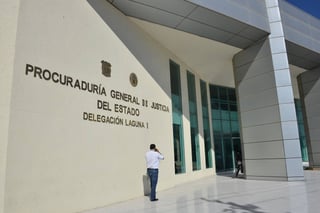 Robo. El afectado acudió ante la Fiscalía de Coahuila para interponer su denuncia por robo y privación ilegal de la libertad.