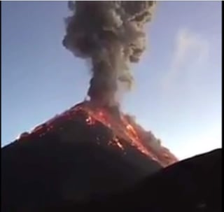 Difunden videos de la erupción del Volcán de Fuego
