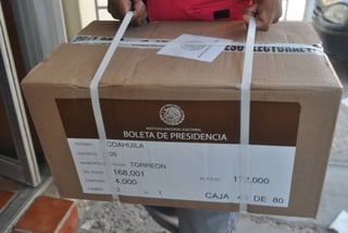 Proceso. Ayer por la mañana llegaron las boletas electorales y demás documentación electoral a La Laguna de Coahuila. (GUADALUPE MIRANDA)