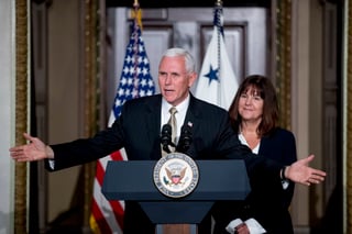Petición. El vicepresidente estadounidense Mike Pence pidió  la expulsión de Venezuela de la OEA. (AP)