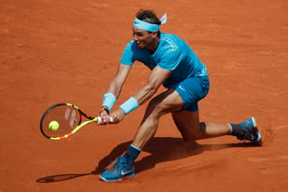 Rafael Nadal venció 6-3, 6-2, 7-6 a Maximilian Merterer en dos horas y 30 minutos, con lo que llegó a 37 sets ganados de forma consecutiva en Roland Garros. (EFE)