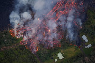 Todo el vecindario de Vacationland se encuentra cubierto por lava y solo se salvaron una cuantas estructuras en la subdivisión cercana de Kapoho, indicaron funcionarios de la agencia. (ARCHIVO)