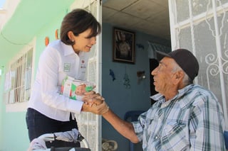 Deseo. Rocío Rebollo Mendoza manifestó su deseo de avanzar y que las familias del Estado vivan mejor. (CORTESÍA)
