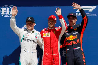 Vettel acabó por delante del finlandés Valtteri Bottas y el piloto de Red Bull Racing, el holandés Max Verstappen.