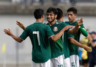 México cayó 2-1 en la final de la competencia ante Inglaterra. Lainez y Aguirre fueron reconocidos como el Mejor Jugador y el máximo anotador, respectivamente. (ARCHIVO)