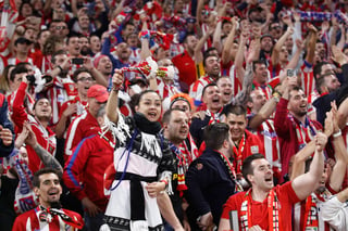 Hinchas del Atlético de Madrid en la final de la Liga Europa. (AP)