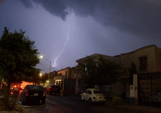 Lluvias acompañadas de actividad eléctrica, posible caída de granizo y vientos fuertes, se registrarán hoy en los estados de Nuevo León, Coahuila y Tamaulipas, informó la Comisión Nacional del Agua (Conagua). (ARCHIVO)