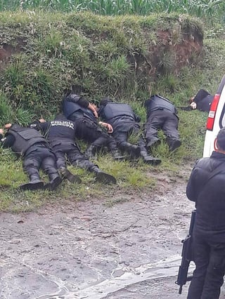 La Comisión Nacional de los Derechos Humanos (CNDH) condenó hoy el asesinato de seis policías municipales en el céntrico estado mexicano de Puebla y exigió una investigación 'pronta e integral'.  (ARCHIVO)