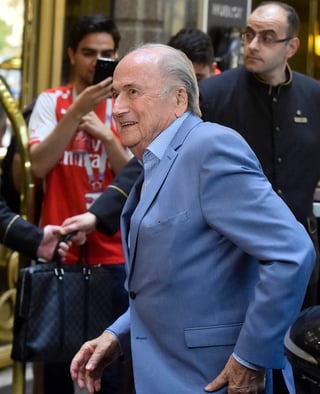 El expresidente de la FIFA, Joseph Blatter llega a un hotel en Moscú, Rusia. Joseph Blatter está de visita en Rusia