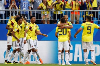 Con gol de Yerri Mina, los colombianos avanzan a los octavos de final de Rusia 2018.